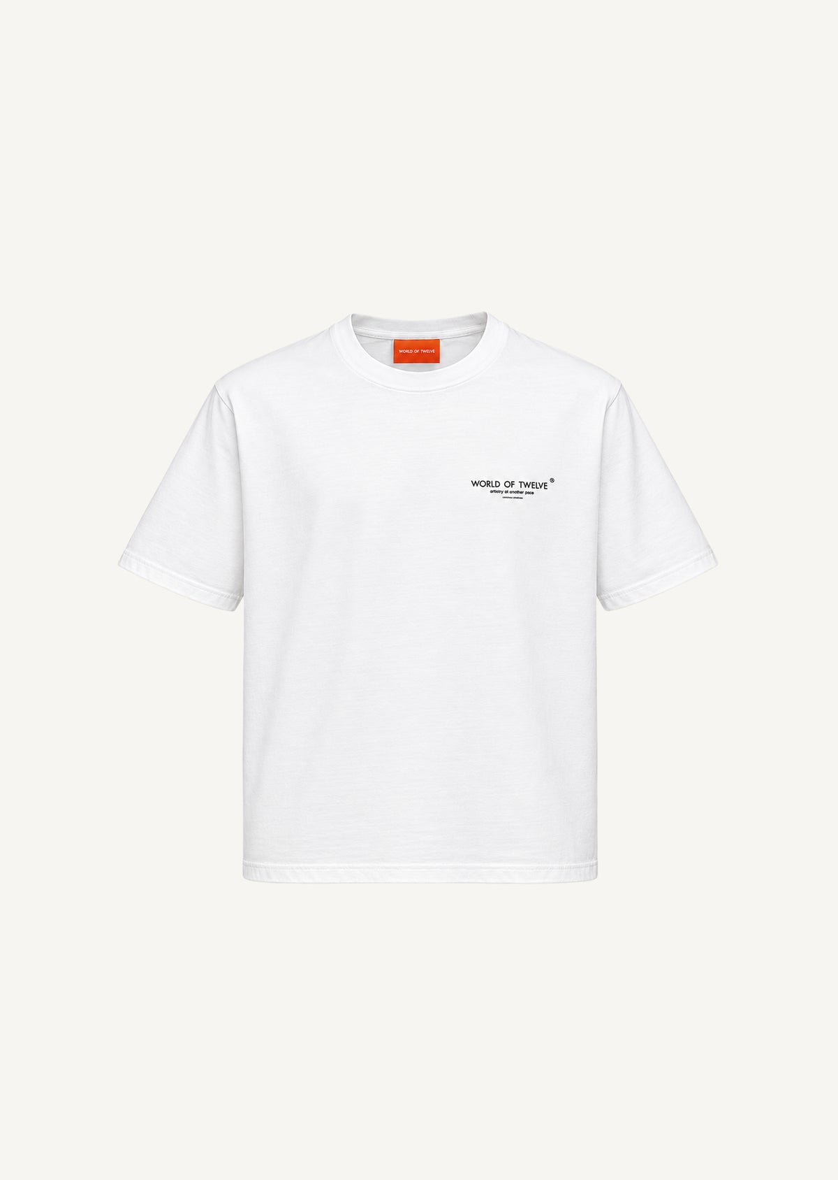 Essential oversized white T-shirt – front product