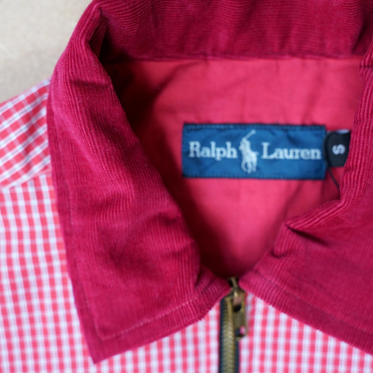 Ralph Lauren Upcycled Zip Jacket Red Check – collar van het originele kledingstuk