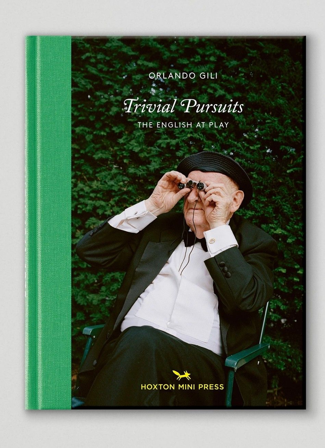 Book/ Trivial persuits